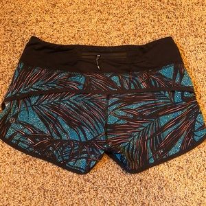 Lululemon women’s athletic shorts size 4